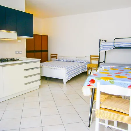Mediterraneo - Agenzia Cocal Apartament *